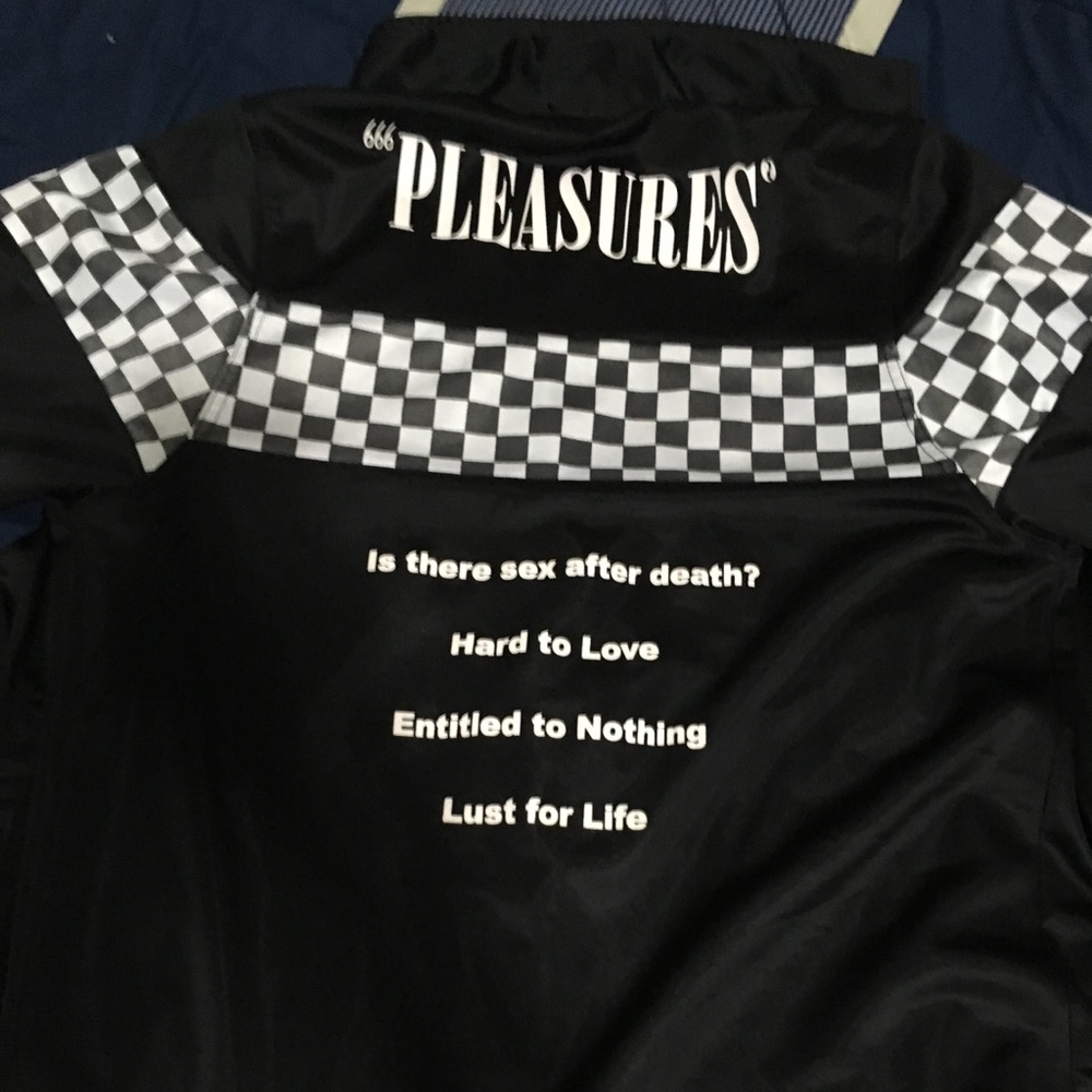 Limited edition (PLEASURES) windbreaker jacket